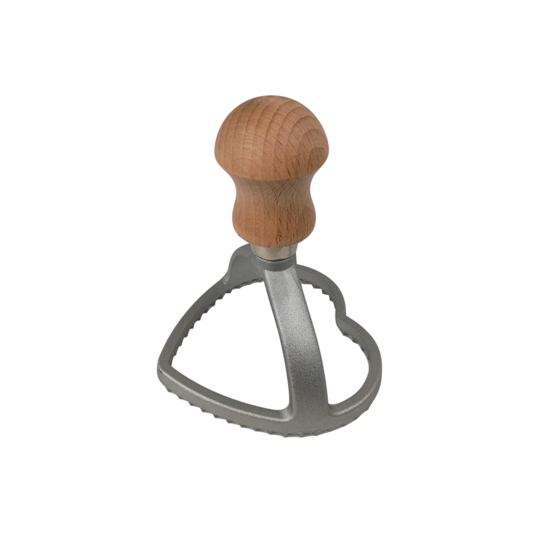 tagliaravioli cuore calder_clipped_rev_1