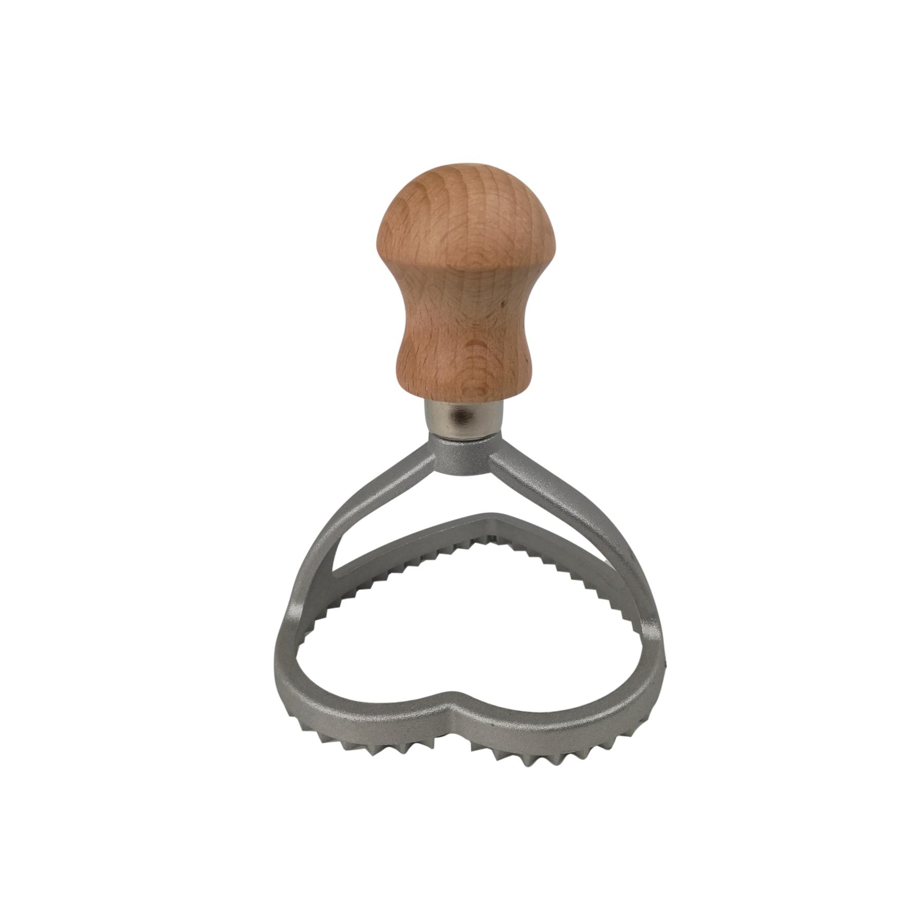 tagliravioli cuore calder_3_clipped_rev_1